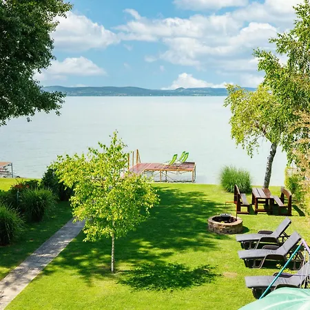 Hanna By Interhome Nyaraló