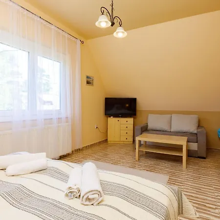 Nyaraló Hanna By Interhome