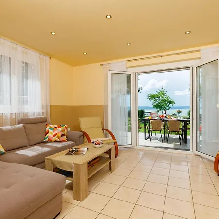 Nyaraló Hanna By Interhome *