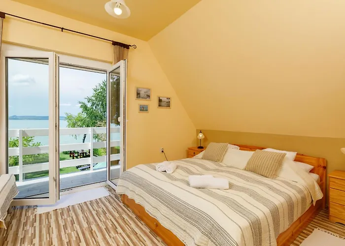 度假居 Hanna By Interhome 巴拉通雷勒